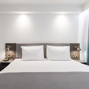 Standard King Room Disability Access